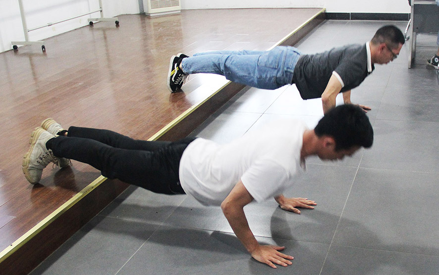 obµç¾º¡¤(ÖйúÓÎ)µç×Ó¾º¼¼Æ½Ì¨