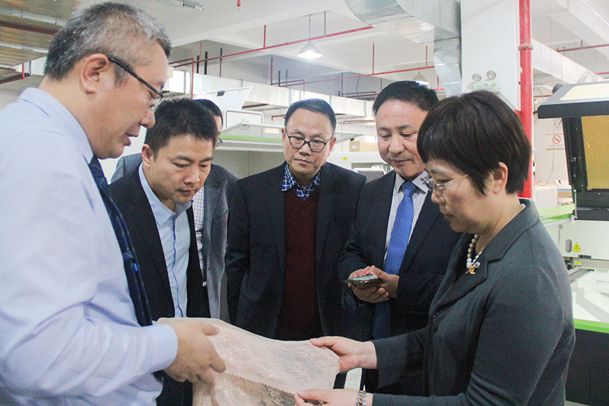 �й��Ṥҵ���ϻ�,����Ůʿ,ob�羺����