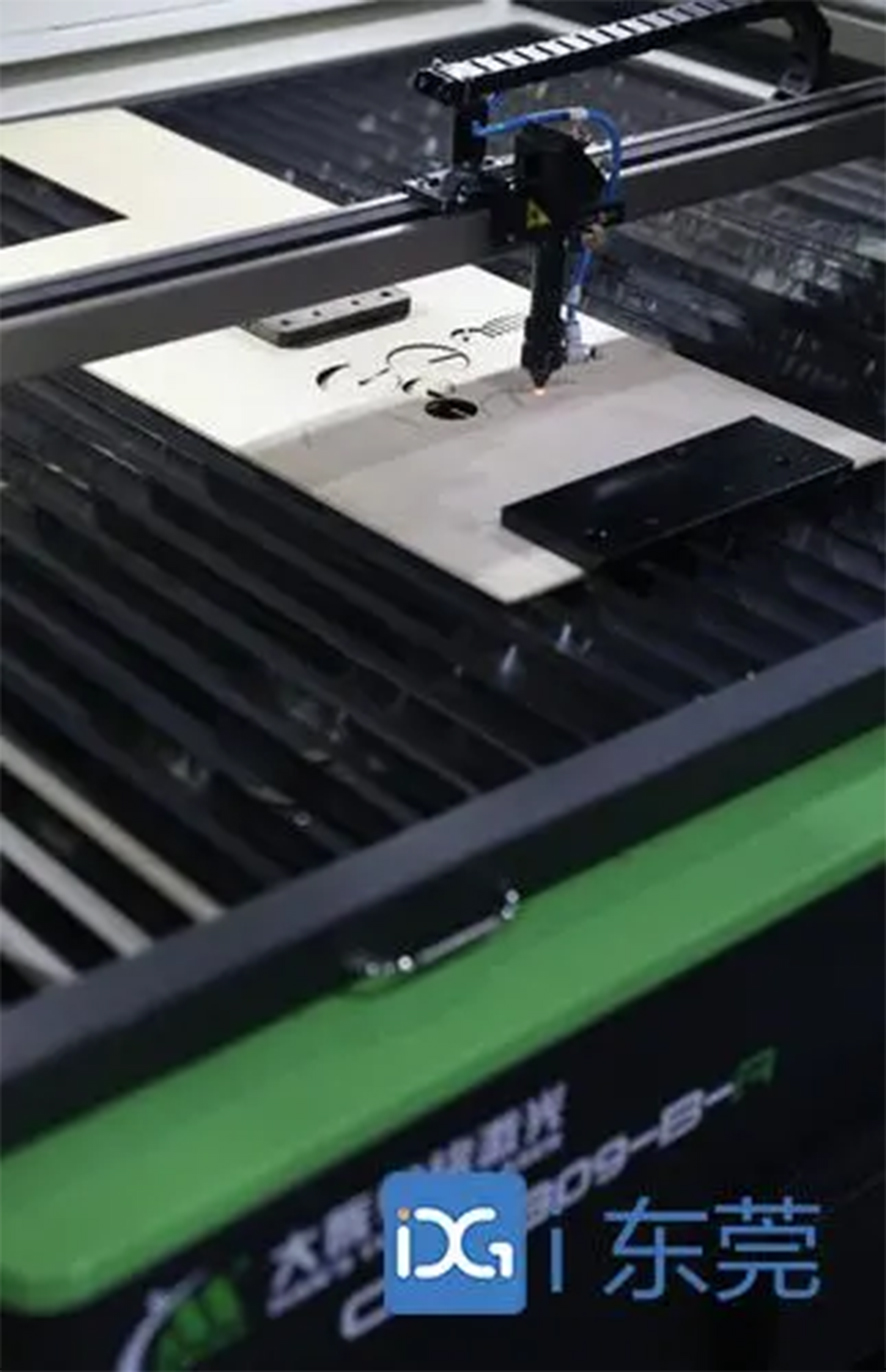 �����и�ľ��,ľ�弤���и�