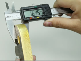 ��ͭ�����и�