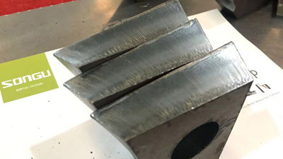 �¿ڼ����и�