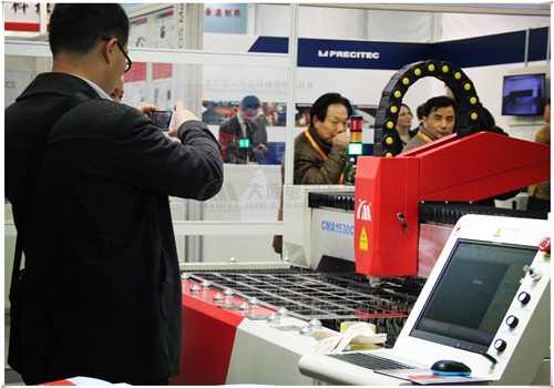 慕尼黑光博会：富家ob电竞携手富家松谷机械人首度惊艳亮相