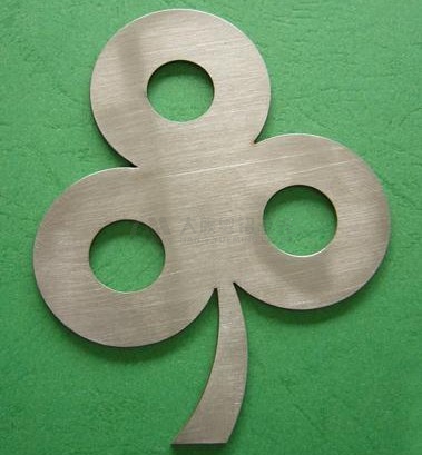 富家ob电竞光纤激光切割机：速率实力之美的体现