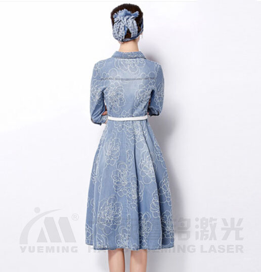 牛仔雕花机，，，，，，，优越的炎天时尚工具