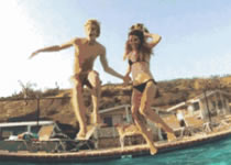  清凉上阵，，，，，，一夏性感~泳衣面料激光切割机